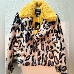 Levivel New with tags yellow and leopard high waisted women’s coat size M/L